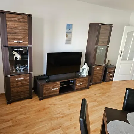 Piekny Dom アパート *